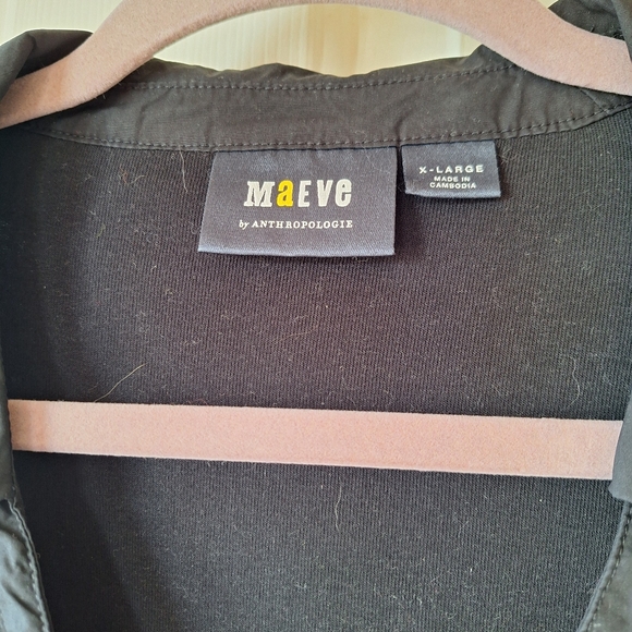 Maeve Black Ruched L/S Buttondown Blouse - Picture 2 of 3